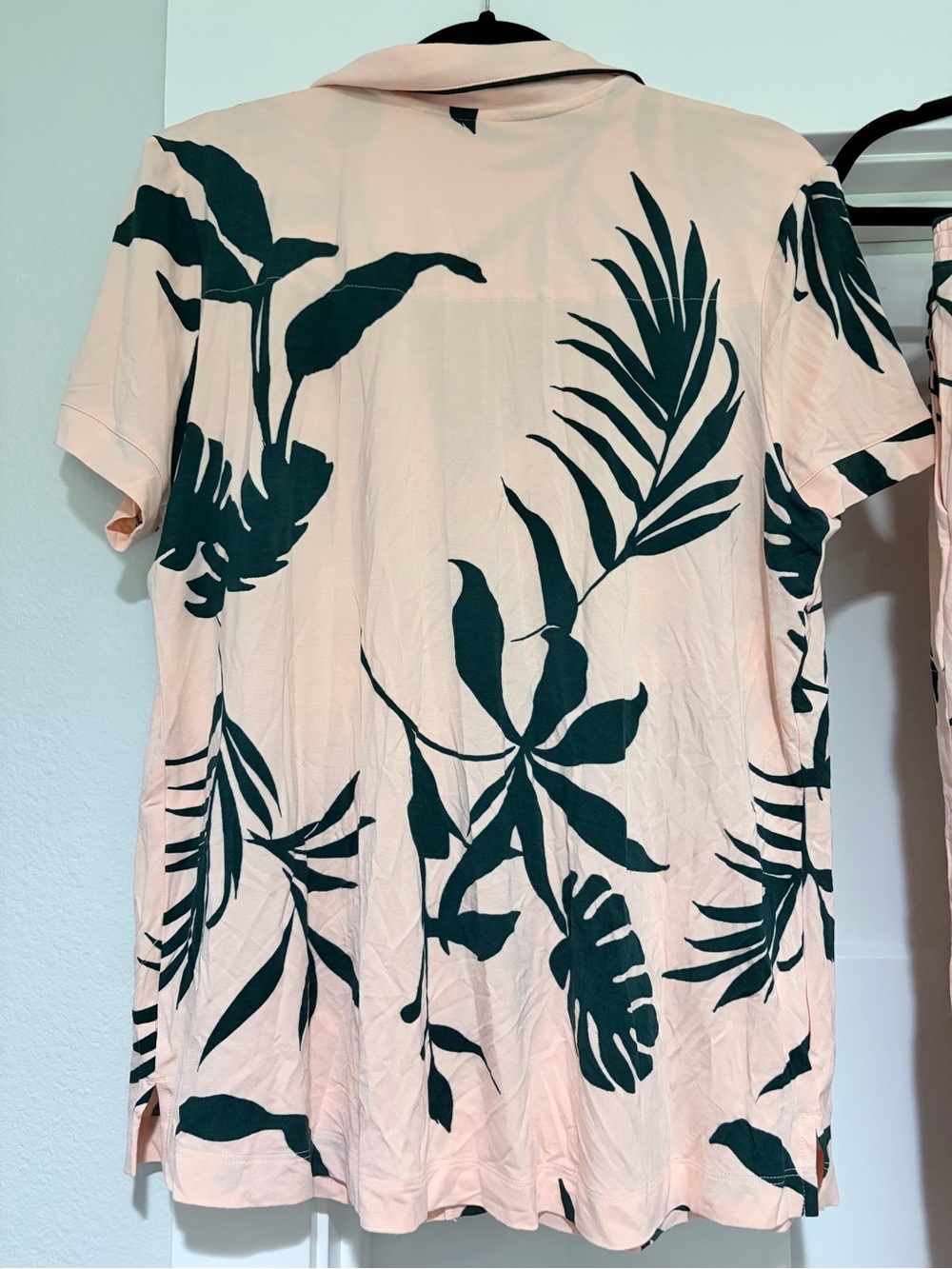 New without tags. Soma Peach Palm-Print Pajama Set with Dark Green Leaves - Picture 4 of 7